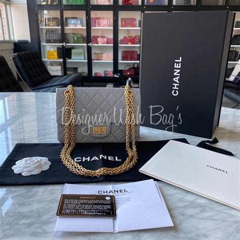 chanel reissue mini
